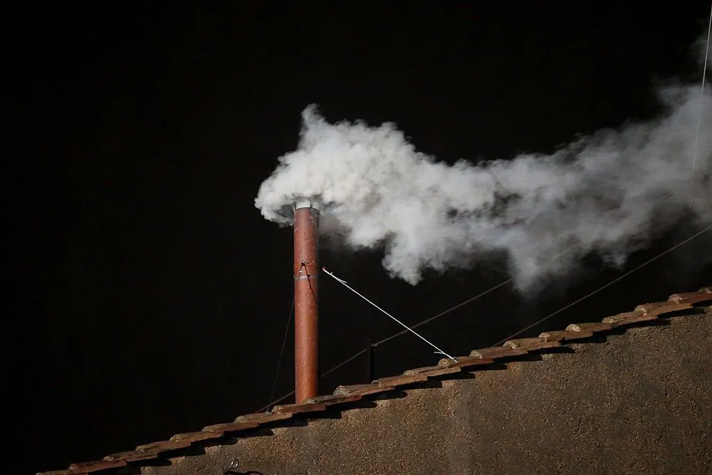 fumaça do conclave